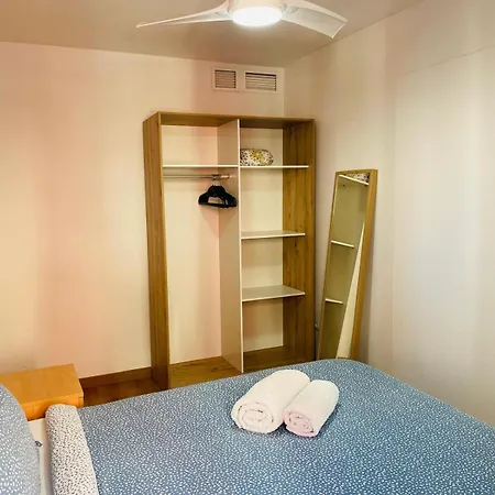 Проживание в семье Market