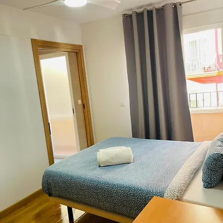 Проживание в семье Market Аликанте