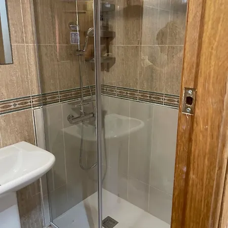 Market Проживание в семье Аликанте